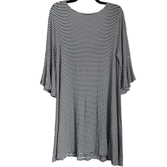 Harlow & Rose Black & White Striped T-Shirt Dress - Size Large - Flutter Sleeves - Picture 6 of 6